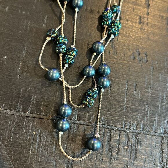 RMN Multi Strand Blue Shimmer Shine Faux Pearl Silver Necklace​​ - Picture 6 of 8